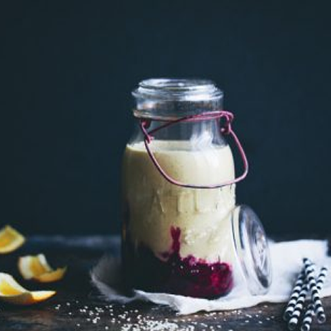 Creamy Sesame & Orange Smoothie